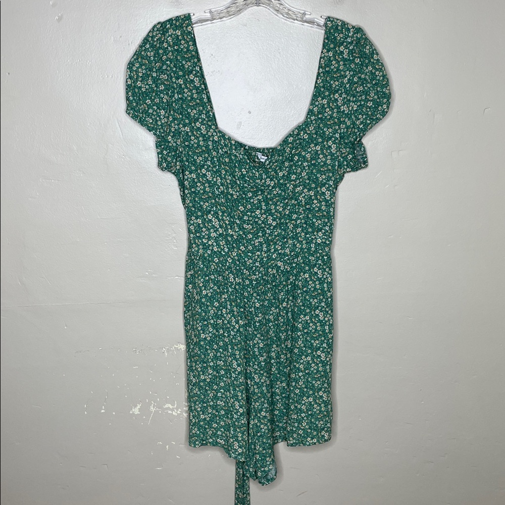 AMERICAN EAGLE Green Ditzy Print Floral Smocked Back Boho Romper NWT Large